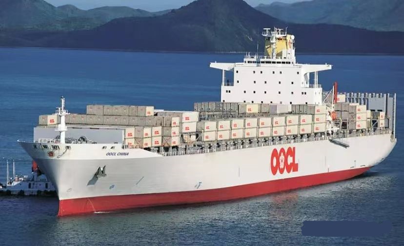 沪东中华13000TEU 集装箱首船 (H1943A)圆满完成试航任务